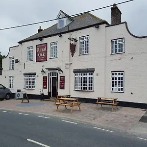 Royal Oak Inn